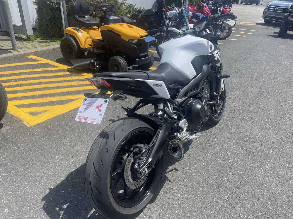 Yamaha Fz 09 2017 alt