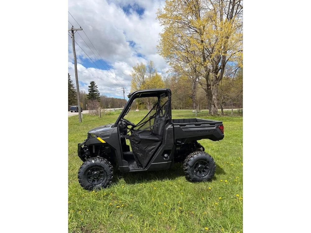 2026 Polaris Ranger 1000 Premium Granite Gray Eps alt