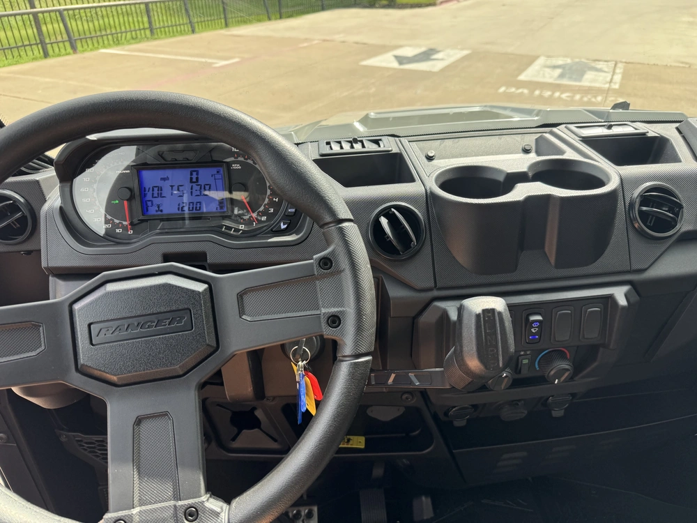 2027 Polaris Ranger Crew Xp 1000 Cab alt