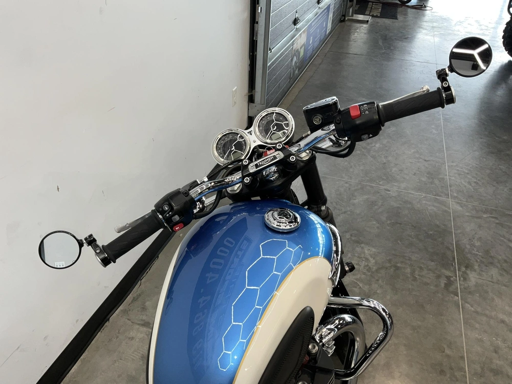 2017 Triumph Bonneville T100 alt