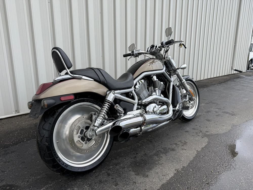 2004 Harley-davidson V-rod alt
