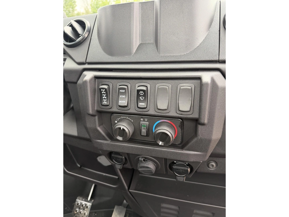2027 Polaris Ranger Xp 1000 Cab - Avalanche Gray alt