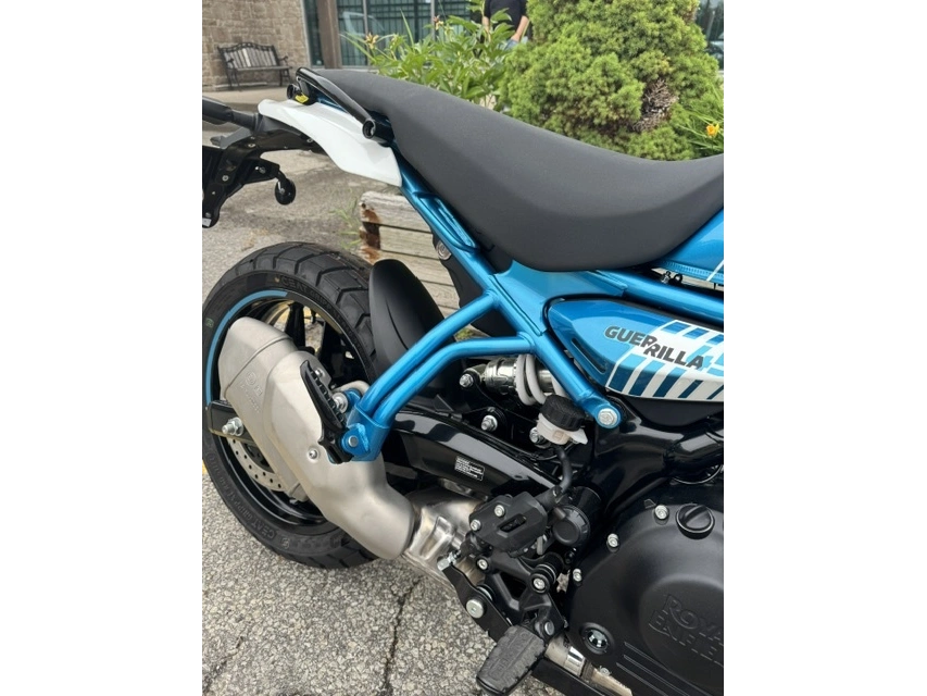 2026 Royal Enfield Guerrilla 450 Brava Blue alt