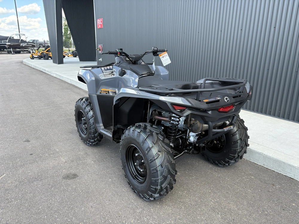 2026 Can-am Outlander Dps 700 1etf alt