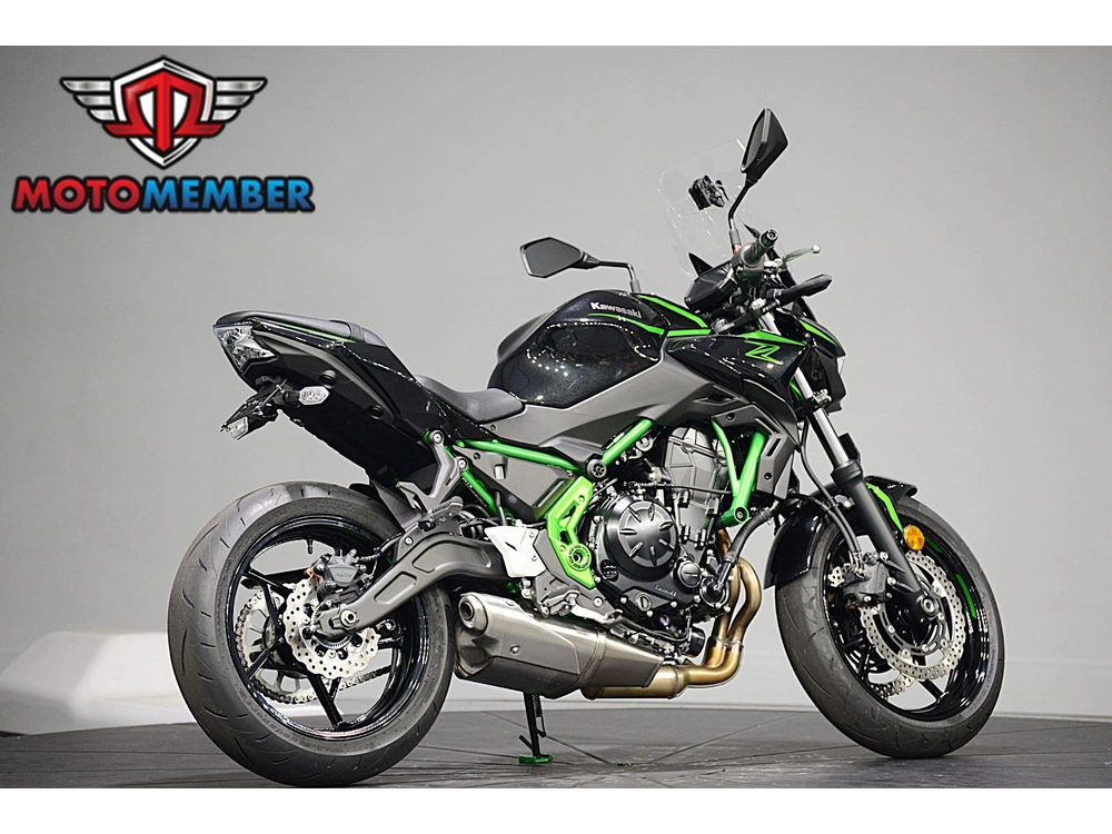 2025 Kawasaki Z650 Abs alt
