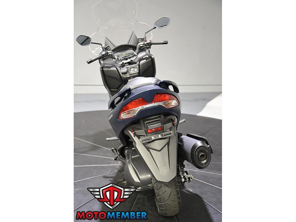 2019 Suzuki Burgman 400 alt
