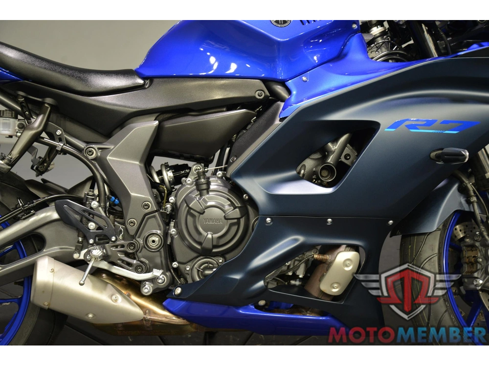 2022 Yamaha Yzf-r7 alt