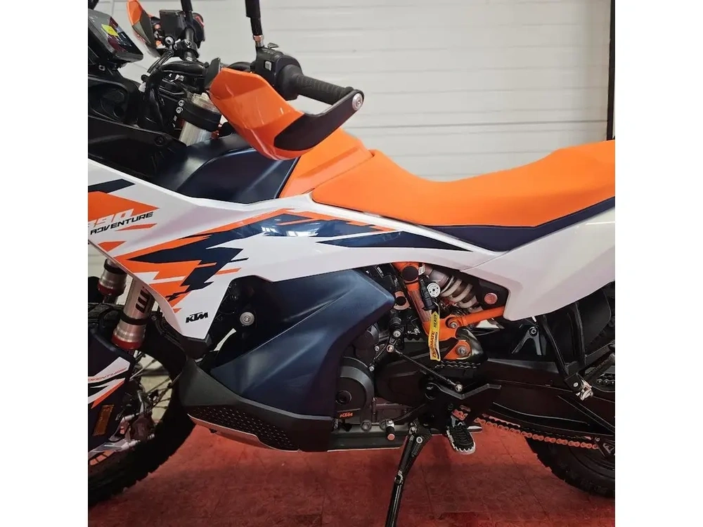 2026 Ktm Adventure 890 R alt