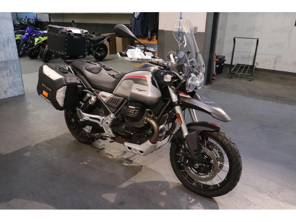 Moto Guzzi V85tt 2022 alt