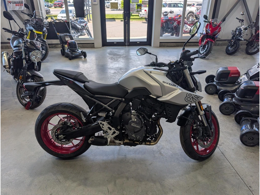 Suzuki Gsx-800s Gsx-8s 2025 alt