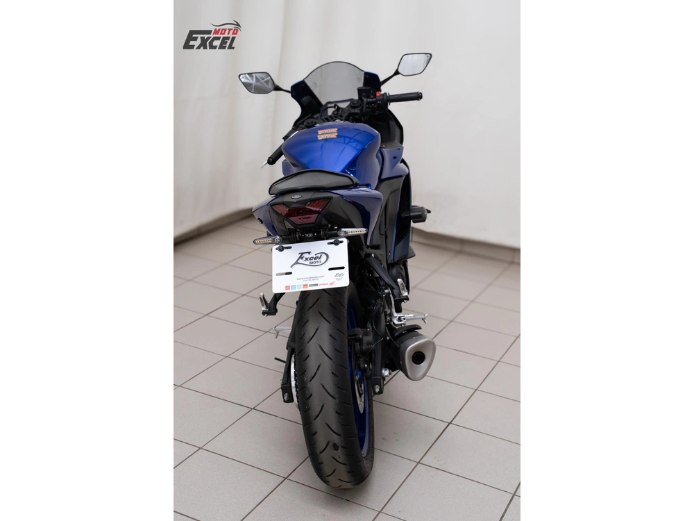 2024 Yamaha Yzf-r3 alt
