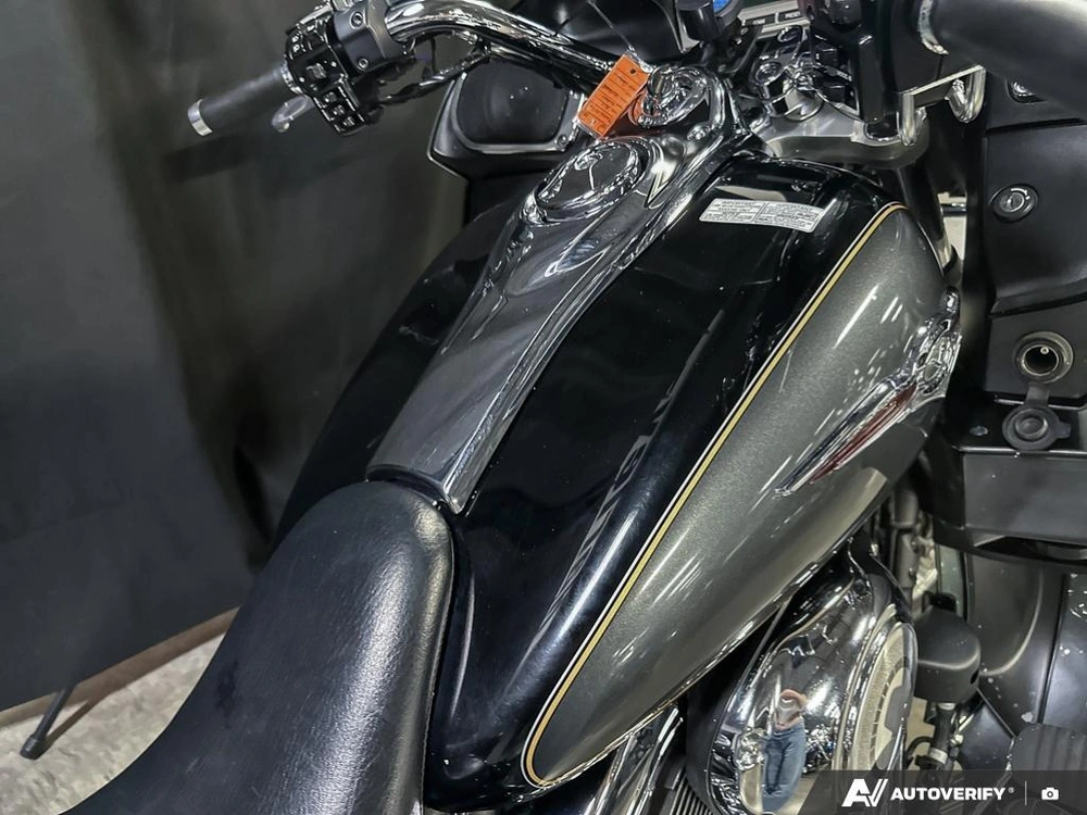 2011 Kawasaki Voyager 1700 alt