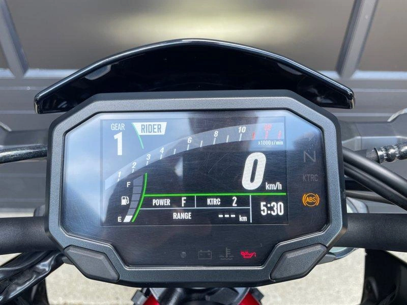 2021 Kawasaki Z900 alt