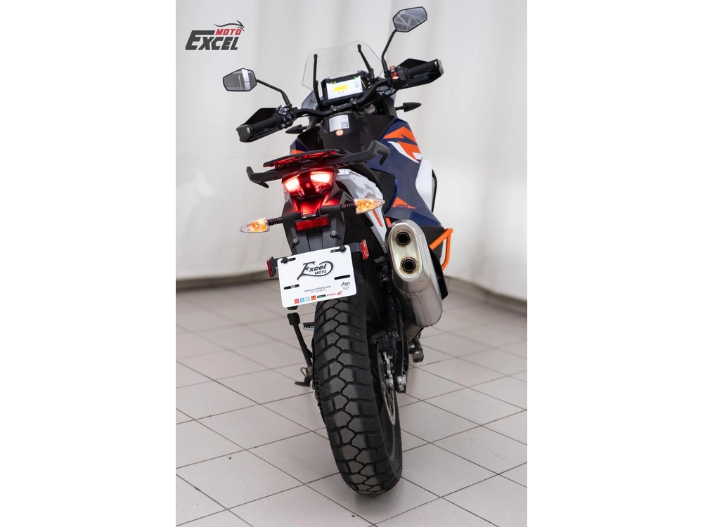 Ktm 1290 2023 alt