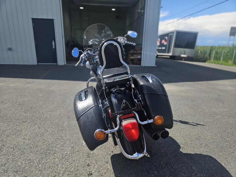Yamaha Roadstar 2002 alt
