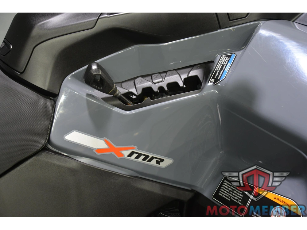 2025 Can-am Outlander X Mr 1000r Granite Grey & Legion Red alt