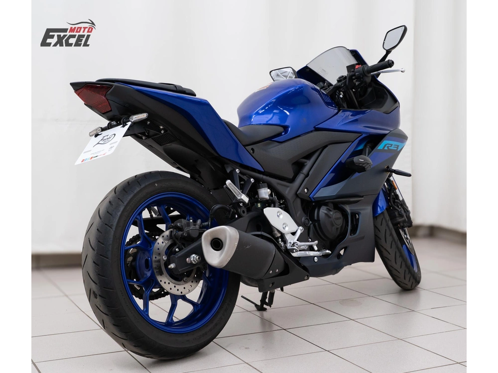 2024 Yamaha Yzf-r3 alt