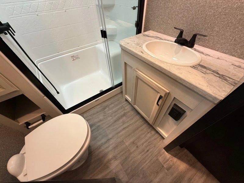Jayco Seismic 395 2023 alt
