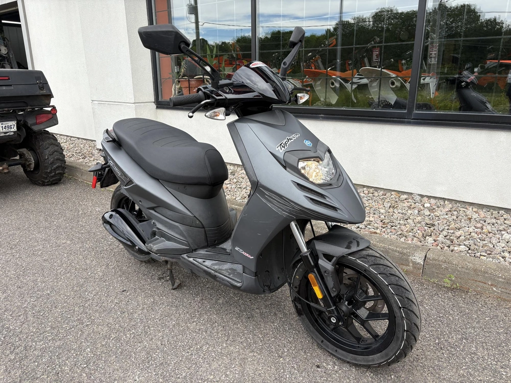 Piaggio Typhoon 50 2021 alt