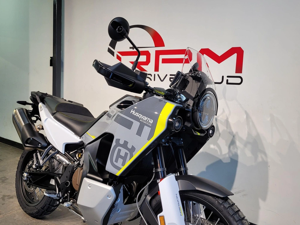 Husqvarna Norden 901 *à Partir De 3.99% 2025 alt