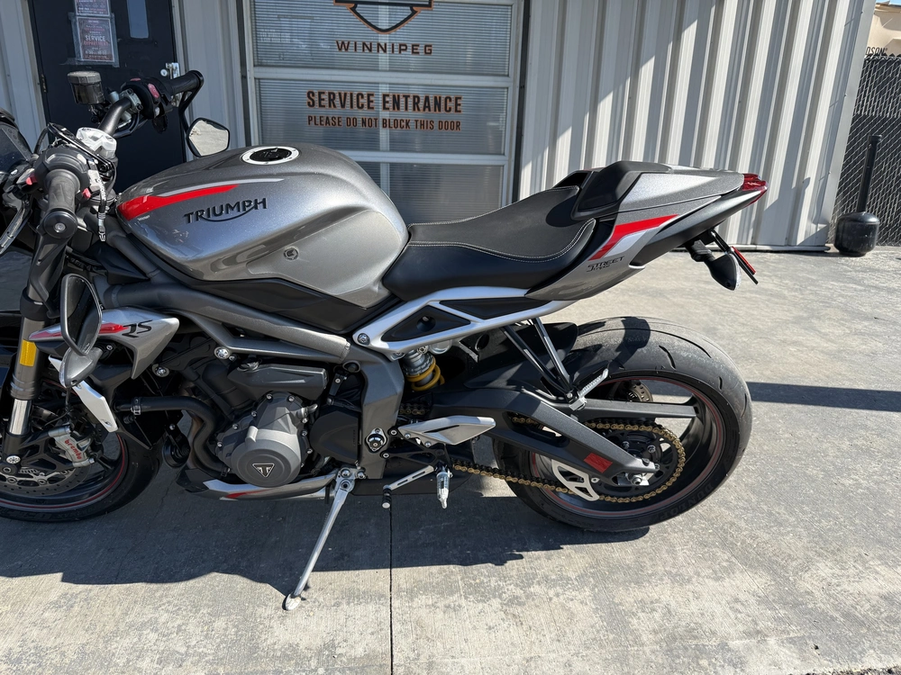 2020 Triumph Street Triple Rs alt