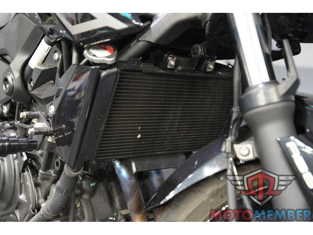2023 Kawasaki Z400 Abs alt