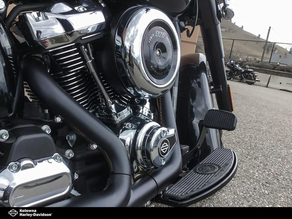 2026 Harley-davidson Flhc - Heritage Classic alt