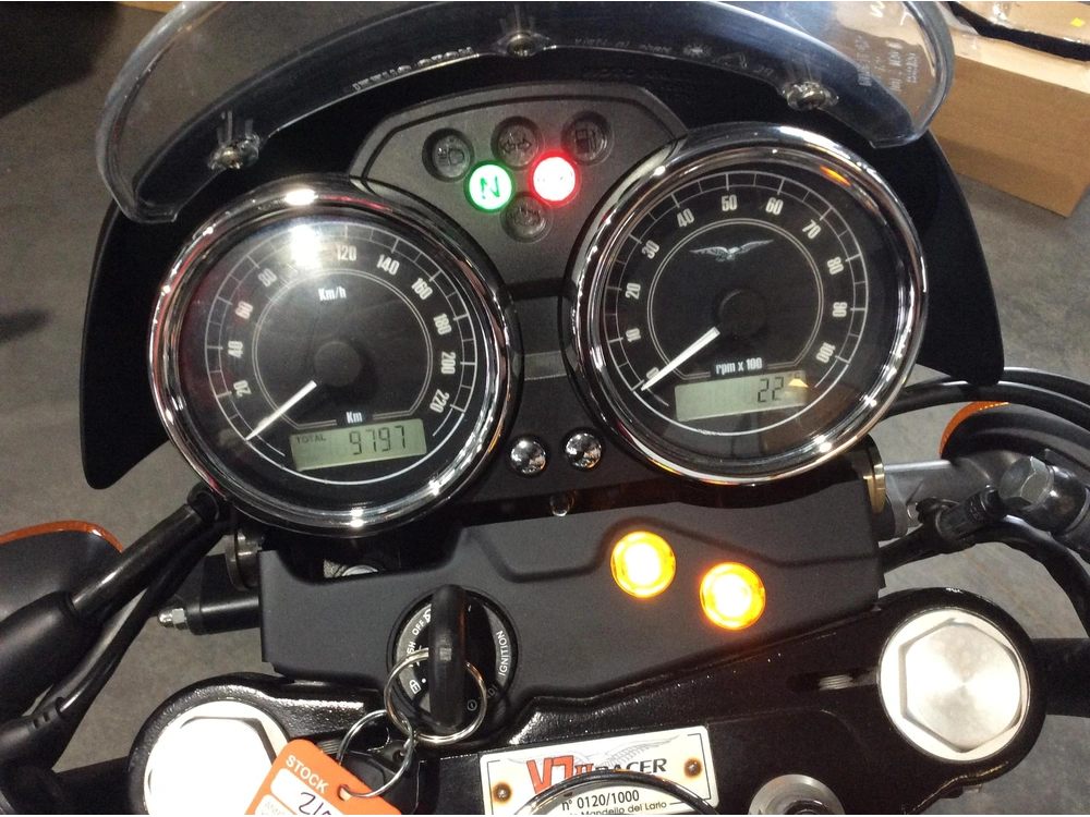 2016 Moto Guzzi V7 Ii Racer Abs alt