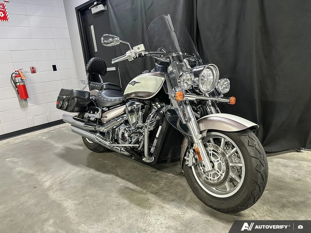 2009 Suzuki C109rt alt