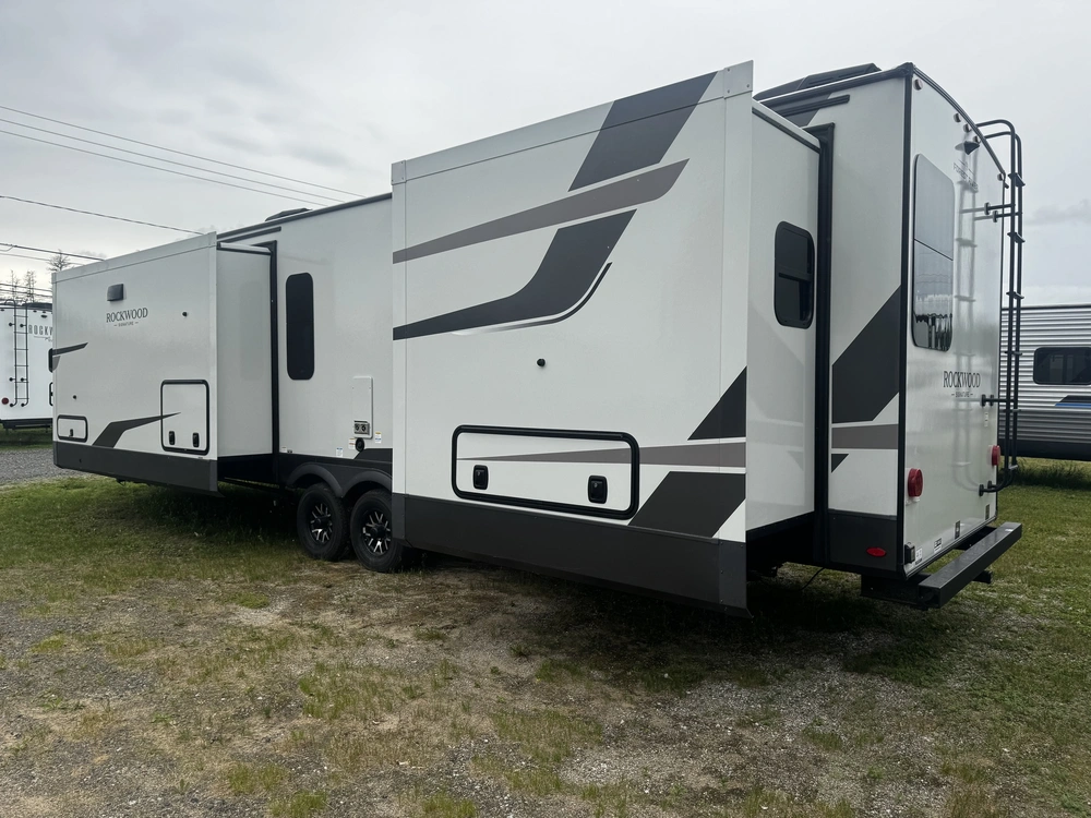 Forest River Rockwood Signature 8339fk 2026 alt
