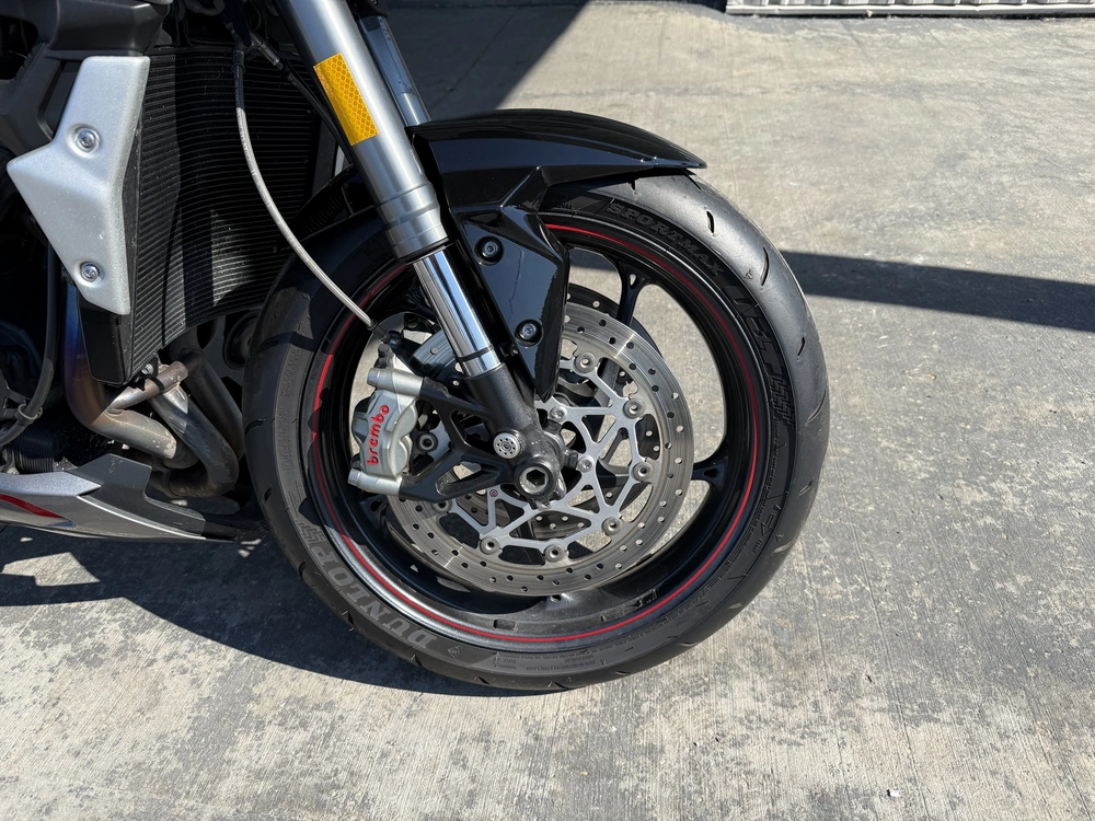 2020 Triumph Street Triple Rs alt