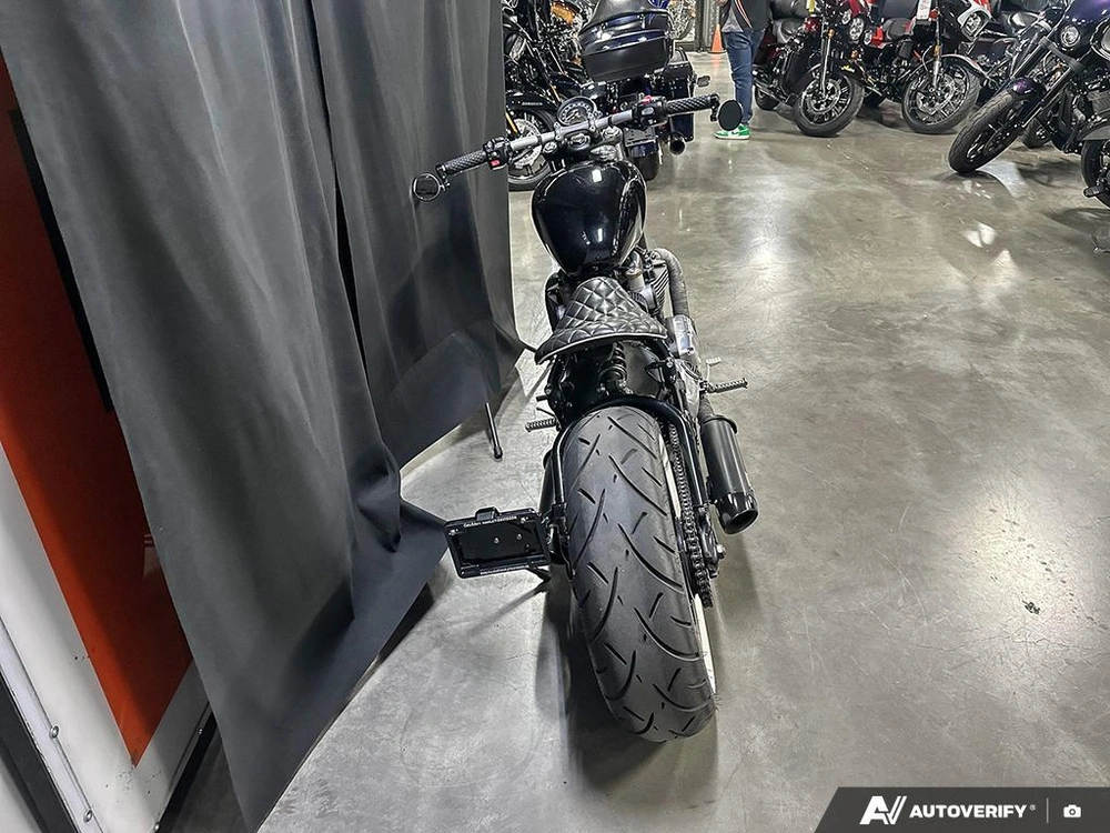2018 Triumph Bobber alt