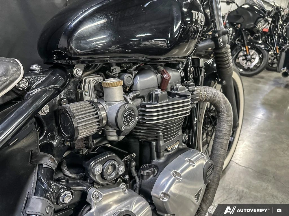 2018 Triumph Bobber alt