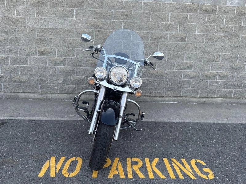 2002 Yamaha V-star 1100 alt