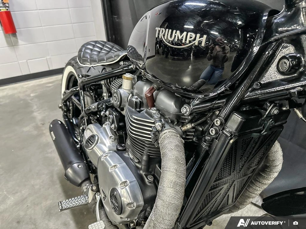 2018 Triumph Bobber alt