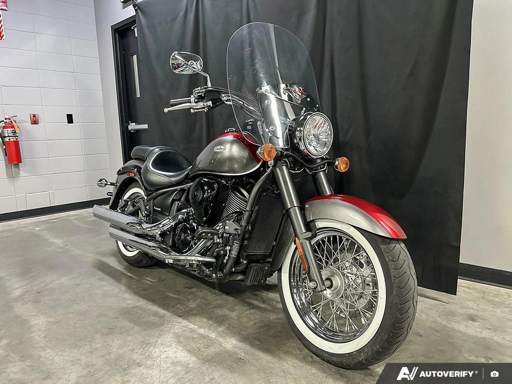 2016 Kawasaki Vulcan 900 Classic alt