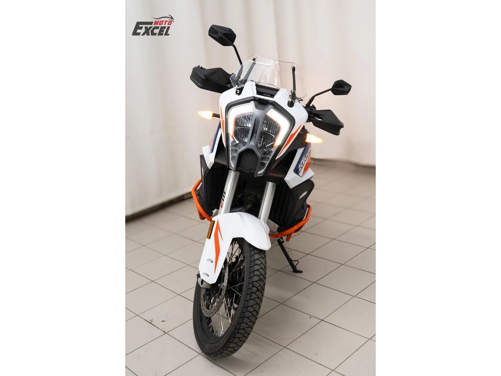 Ktm 1290 2023 alt