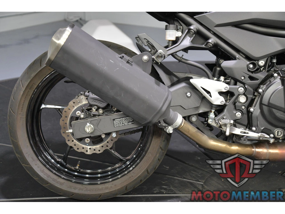 2023 Kawasaki Z400 Abs alt