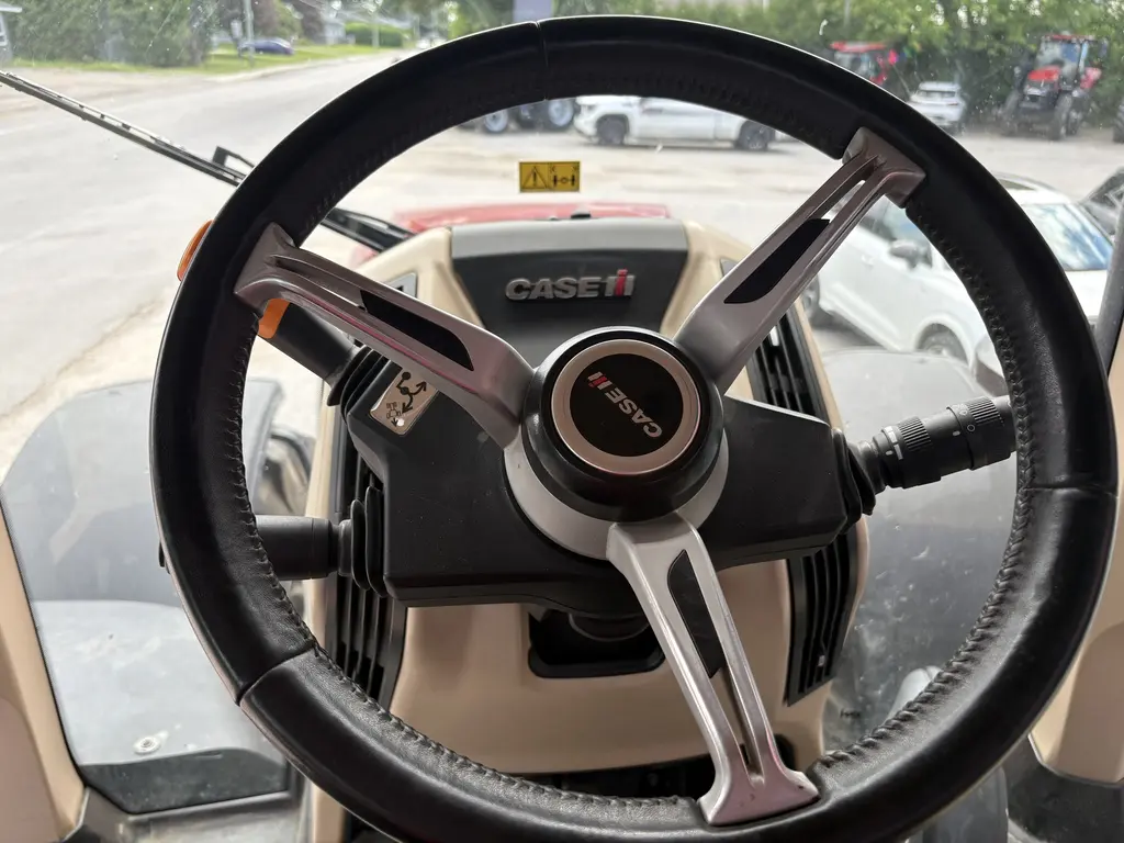 2024 Case IH Optum 270 CVX