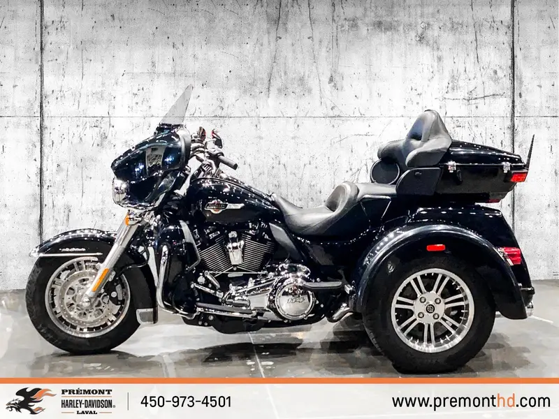 Harley-Davidson Tri Glide Ultra FLHTCUTG 2024