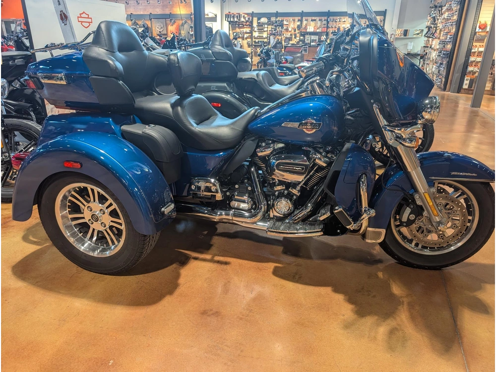 2024 Harley-davidson Flhtcutg Tri-glide Ultra alt