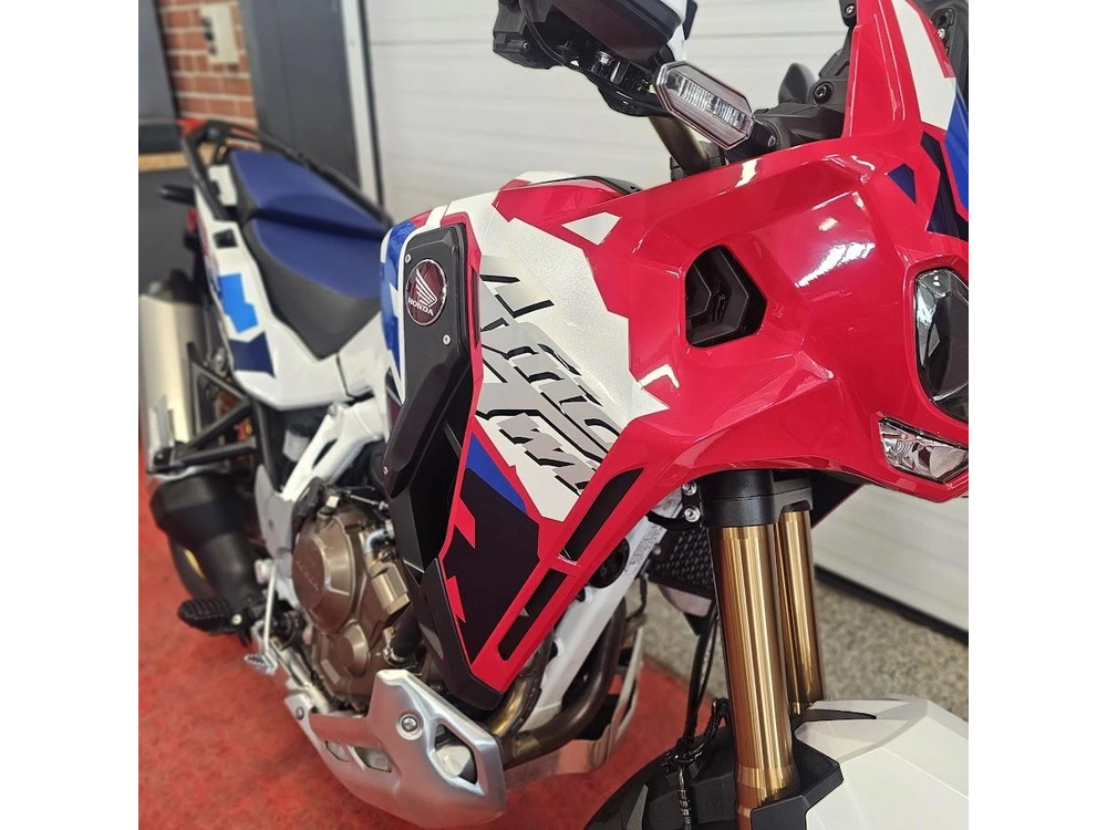 2026 Honda Africa Twin Adventure Sports Es alt