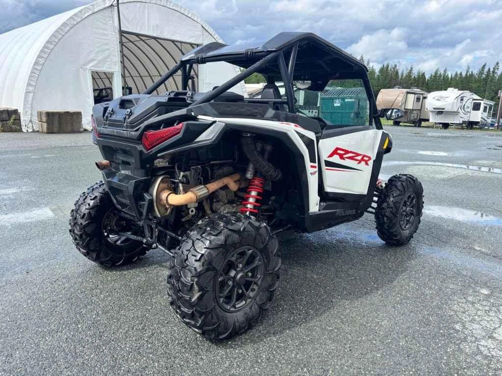 Polaris Rzr Xp 1000 Premium 2024 alt
