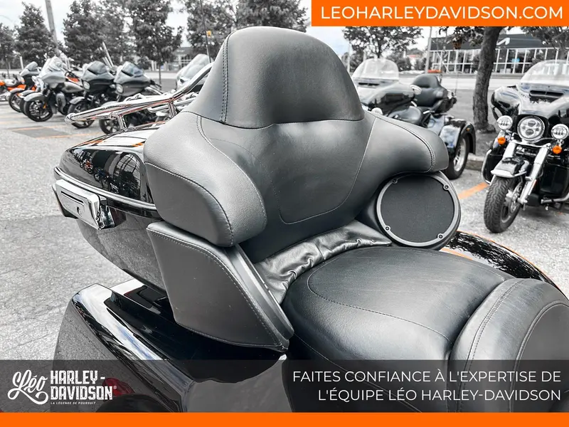 Harley-Davidson FLHTCUTG Tri Glide Ultra 2022