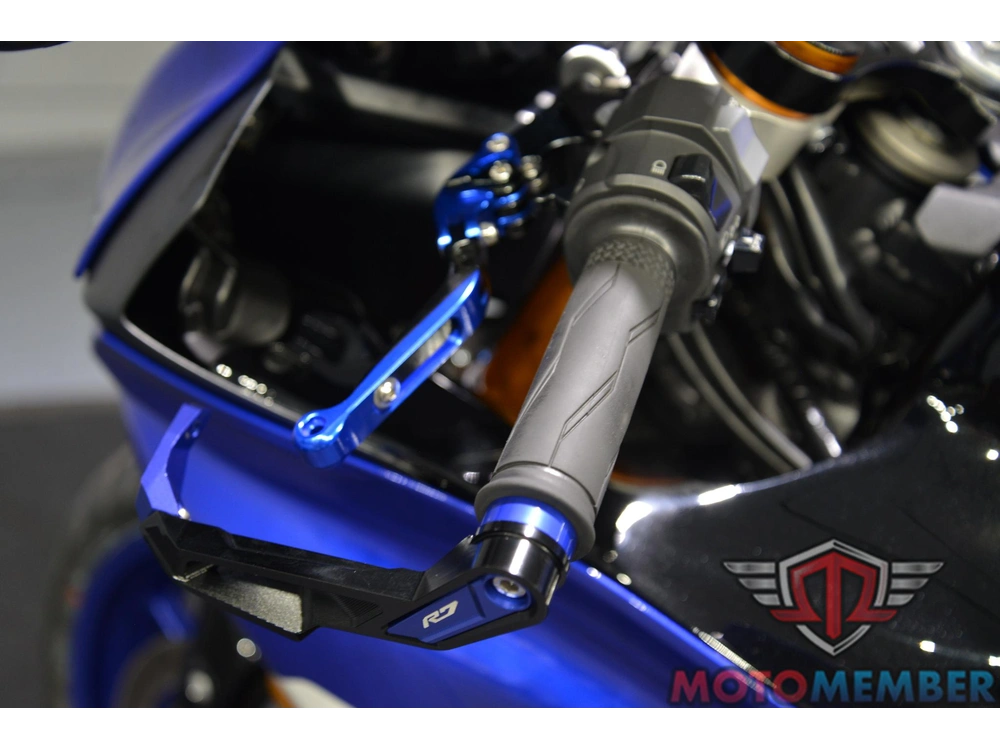 2025 Yamaha Yzf-r7 alt