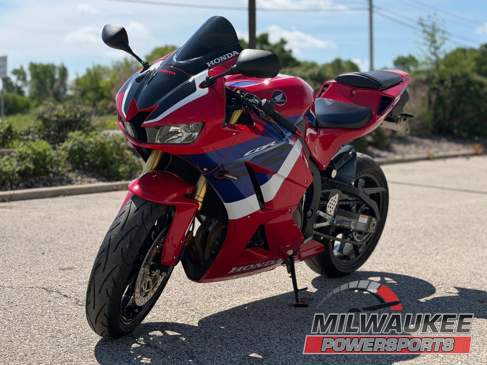 2024 Honda Cbr600rr alt
