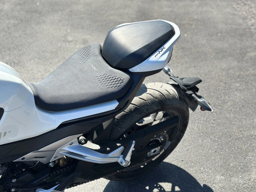 Cfmoto 800nk 2024 alt