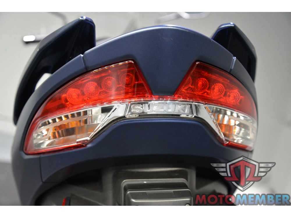 2019 Suzuki Burgman 400 alt