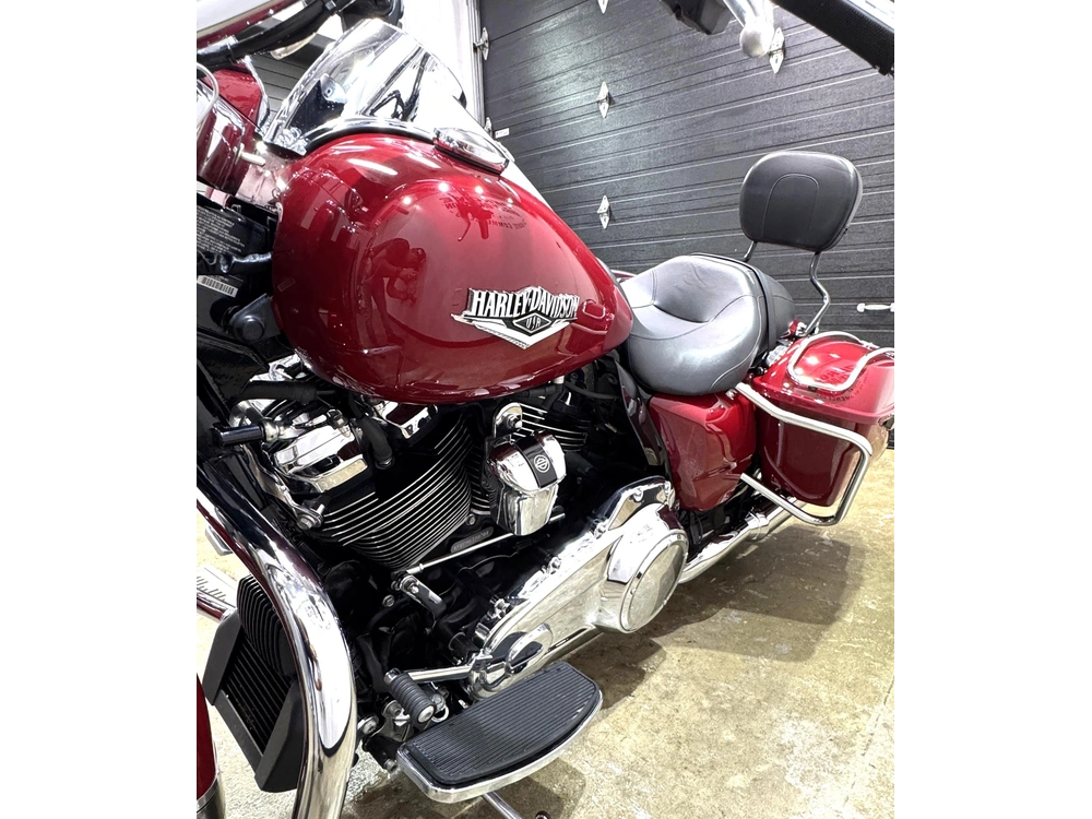 Harley-davidson Road King 2021 alt