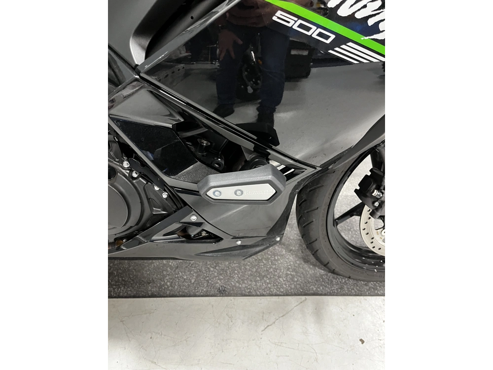 Kawasaki Ninja 500 Ninja 2024 alt